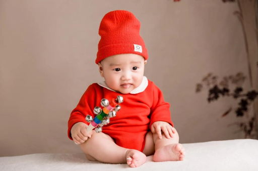 东平宝宝睡觉头发出汗